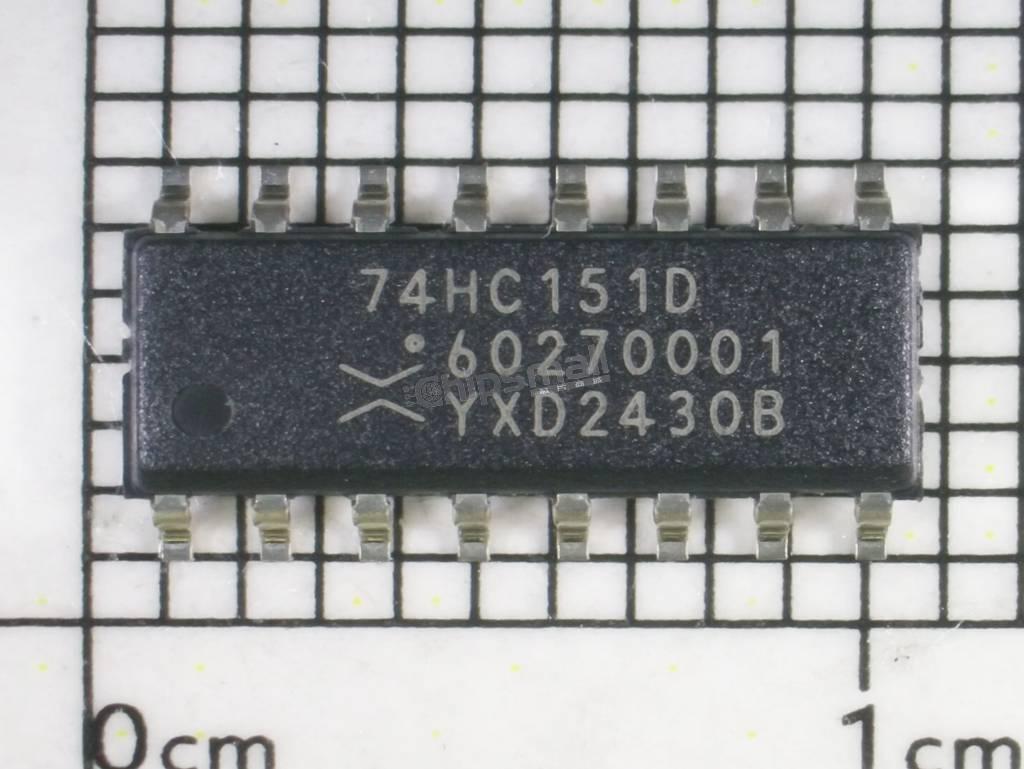 74HC151D