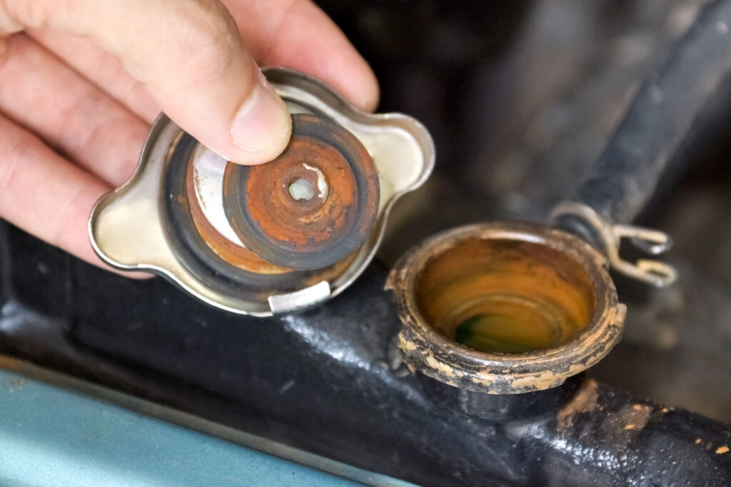 bad radiator cap symptoms