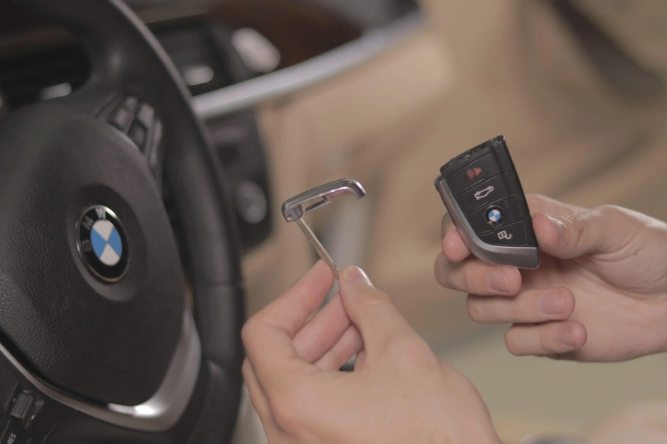 bmw key fob