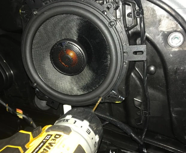 replace a car speaker