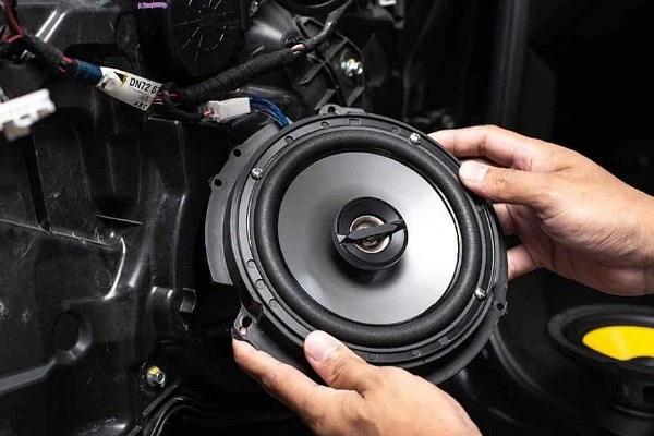 replace car speakers by yourself